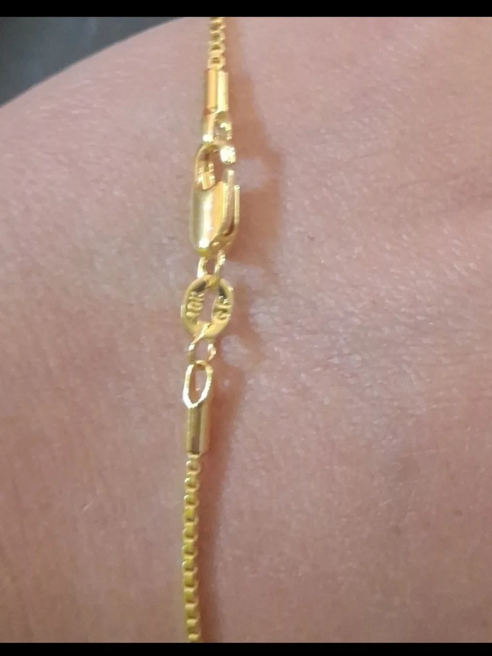 18K Yellow Gold Box Chain Necklace